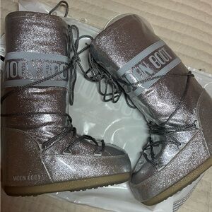 Moon Boot Silver Glitter Winter Boots